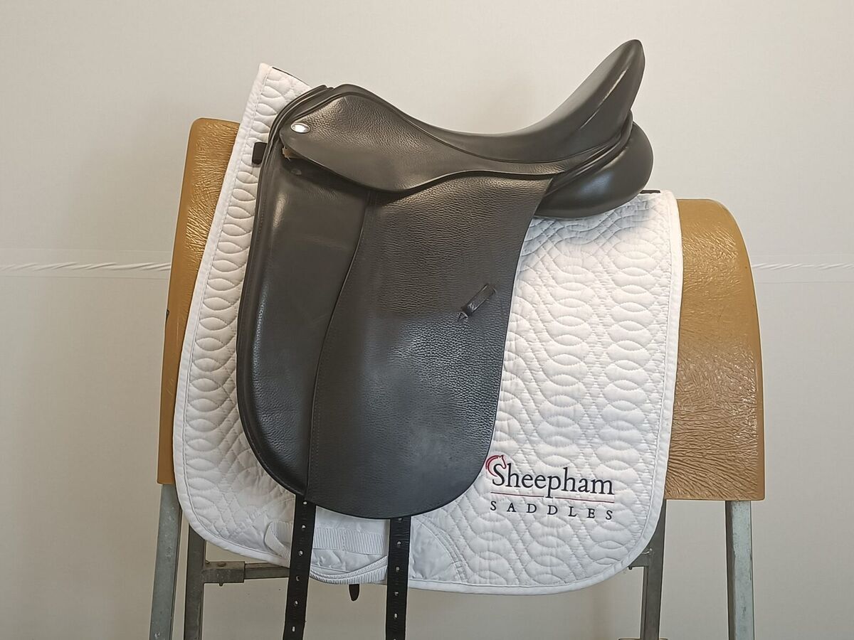 861e2fd18e4f9abf60abd41b2d8353e4.jpg - 2