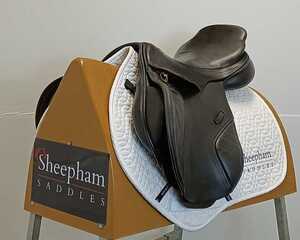 Albion K2 Jump Saddle 17.5" MW Black