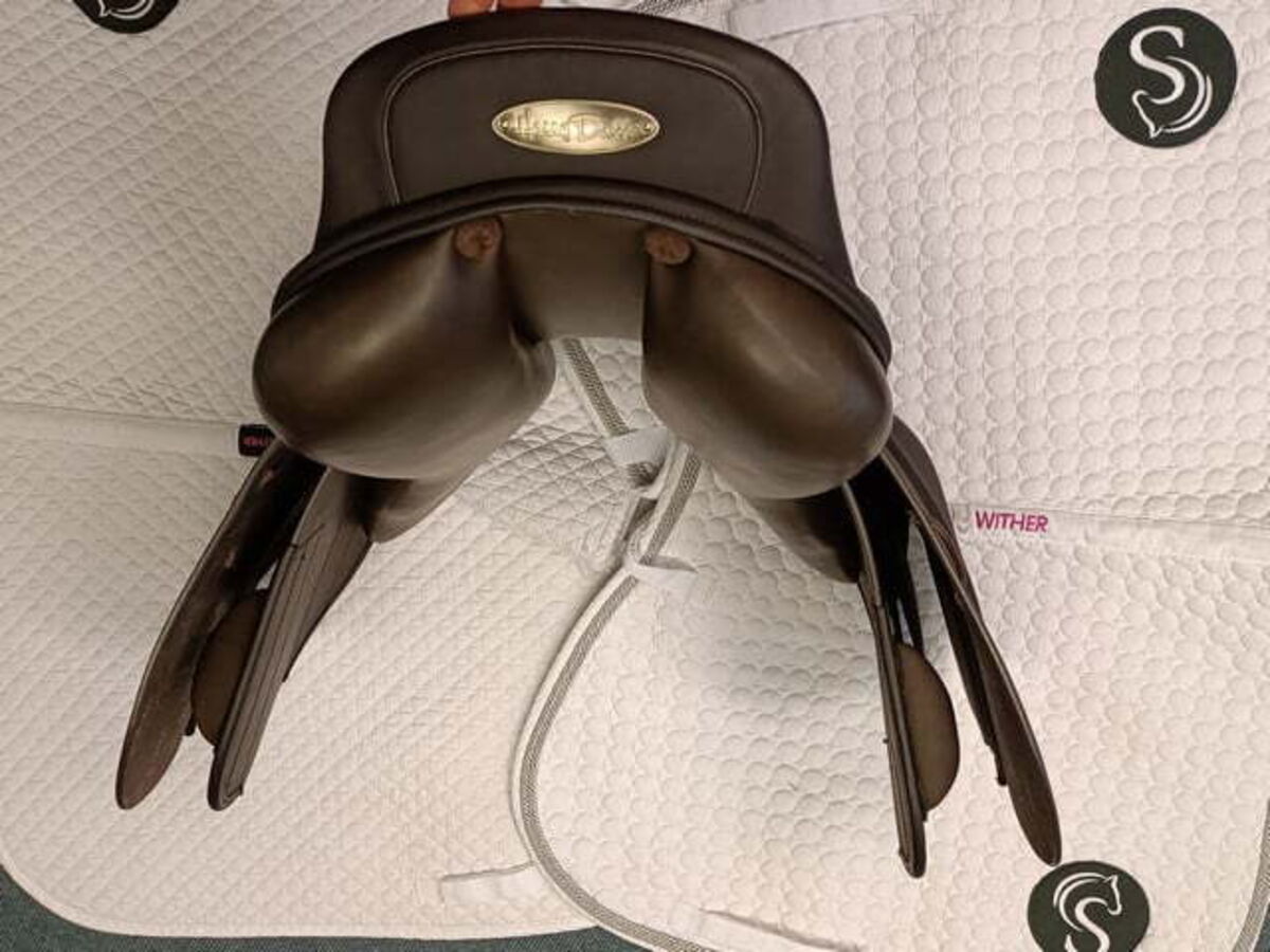 b79ad93484b8b49bc9aa3816f8e5908c.jpg - 14