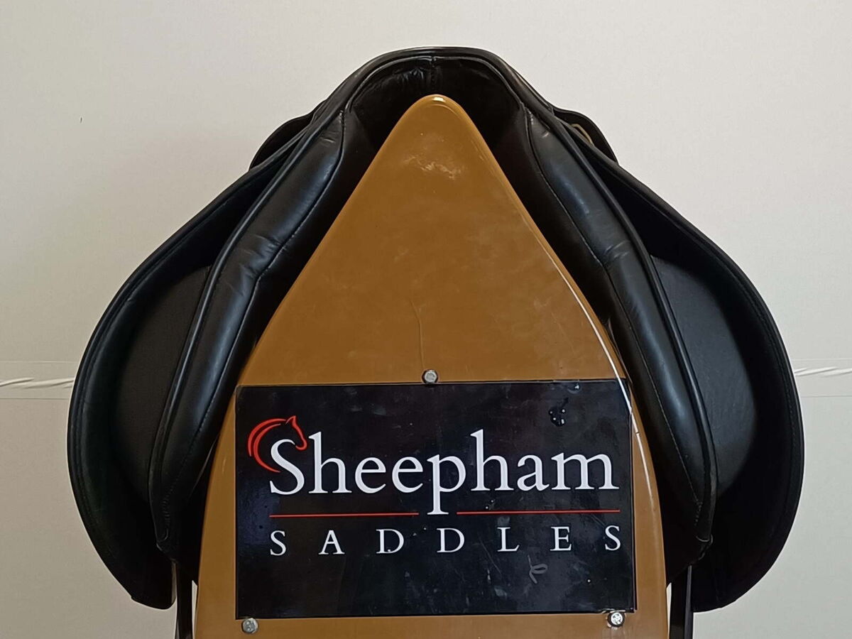 f7f09402369d432fbc8f1ef4cdf521dc.jpg - 12