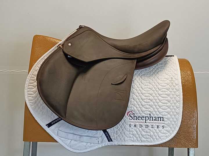 シルデリック 鞍 （シルデリック Childeric買取 | 乗馬用品買取ドット  