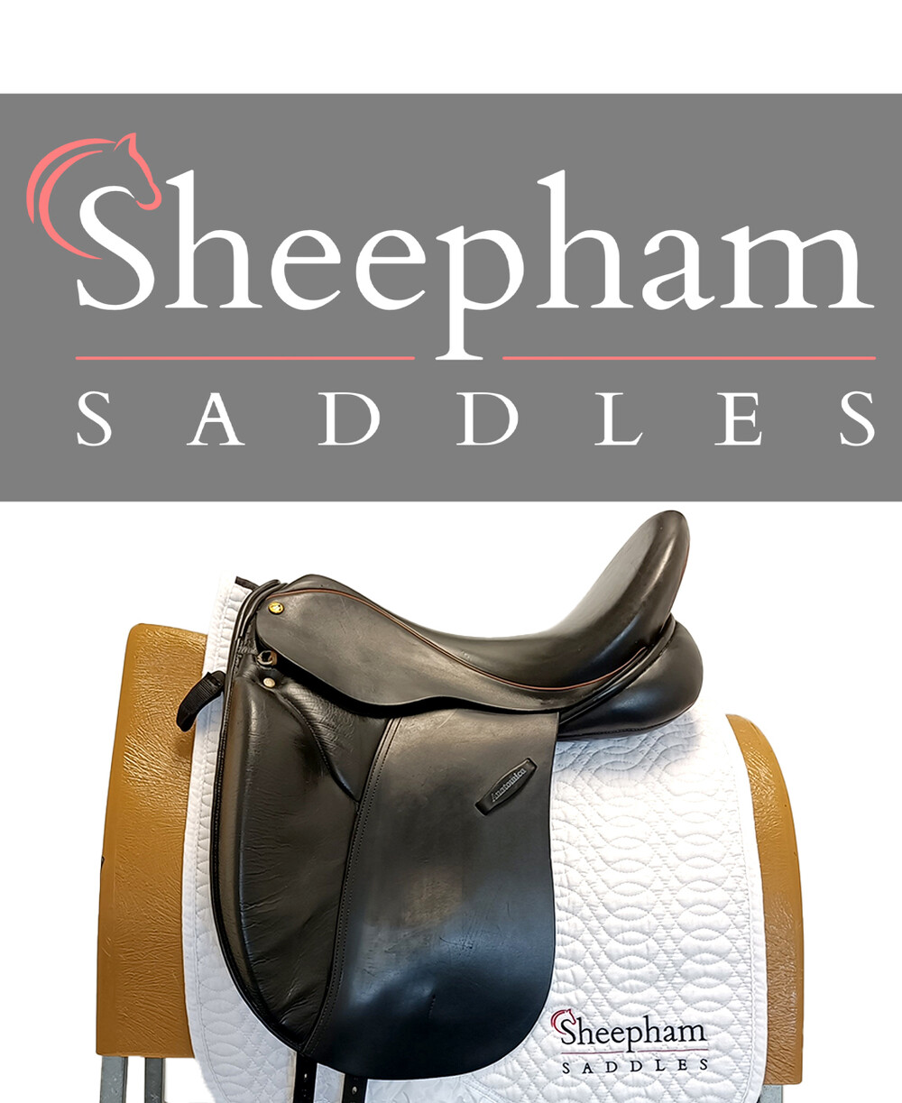 Anatomica Dressage Saddle 18" W/XW Black Shop our Range of Saddles