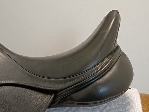 Fairfax Gareth Dressage Saddle 18″ Adjustable Black ~SC2595~